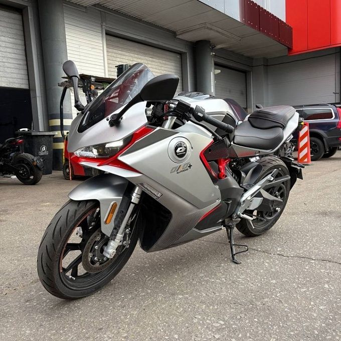 Электромотоцикл QJ Motor 7000D купить в интернет-магазине ElectronMotors