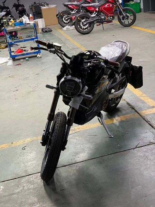 Электромотоцикл Super Soco TC Max купить в интернет-магазине ElectronMotors